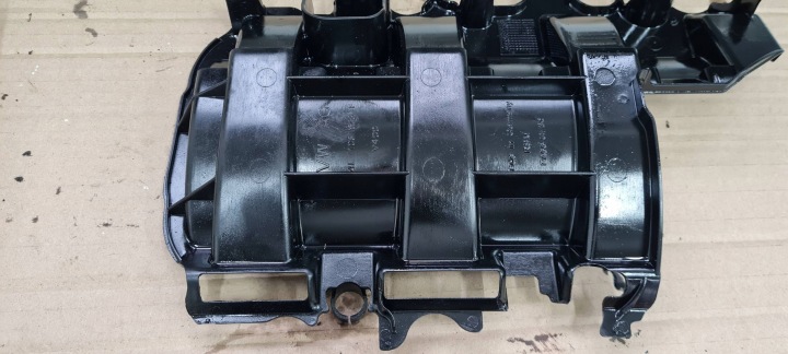 фото №5, A4 b9 8w вкладка поддон масляной 2.0 tdi 04l103623f a5 8w q5 80a a6