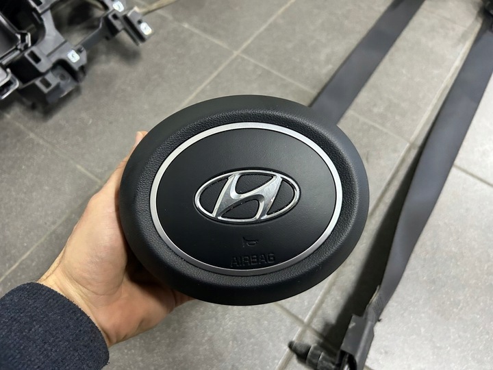 фото №13, Hyundai tucson iv панель консоль подушка безпеки ремені оригінал демонтаж подушки
