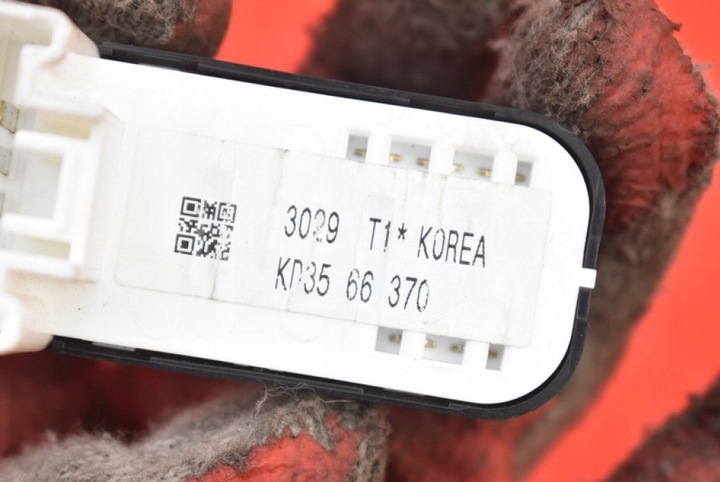 фото №7, Выключатель подъёма стёкла правые перед kd35-66-370 mazda 6 3 iii gj 12-15