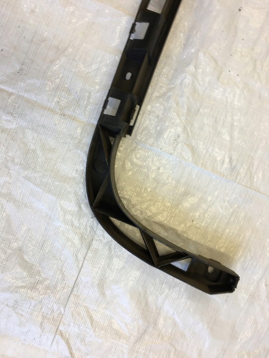 фото №16, Vw passat b6 універсал - ковзун бампера зад 3c9807863