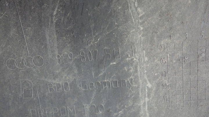 фото №13, Audi a4 b7 avant универсал бампер зад задний 8e9807511j / 5197