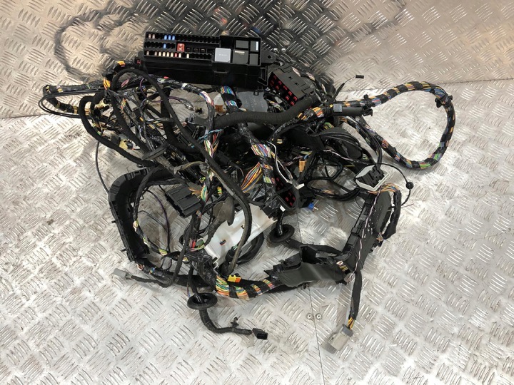 фото №1, Установка інтер'єру салону ford focus rs mk3 рестайлінг