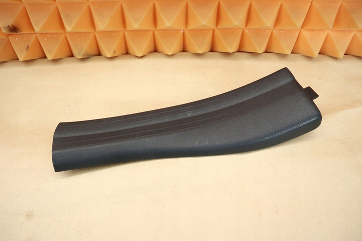 фото №1, Mercedes w246 планка накладка пороговая правая зад