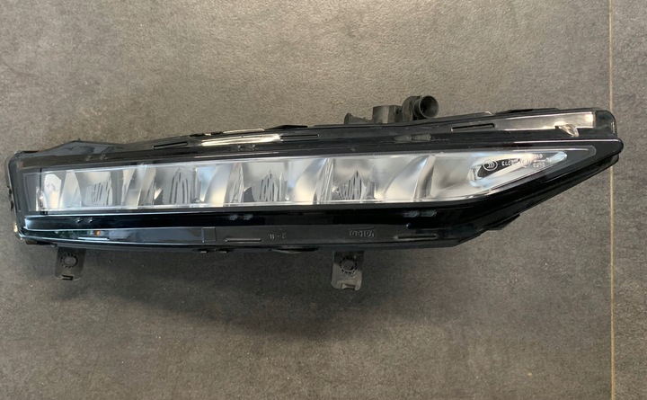 фото №1, Лампа галоген левый led drl skoda superb iii 3 рестайлинг 19-22rok 3v0 3v0941699b