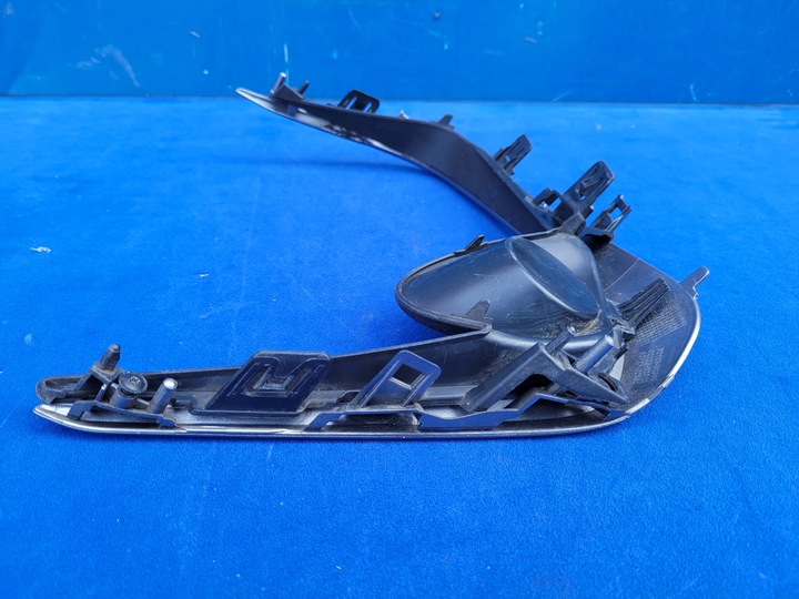 фото №9, Toyota corolla e21 sedan 2019- 19- заглушка планка рамка