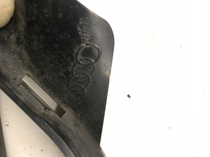 фото №9, Решітка бампера засіб нижній audi a4 b9 8w0807683b