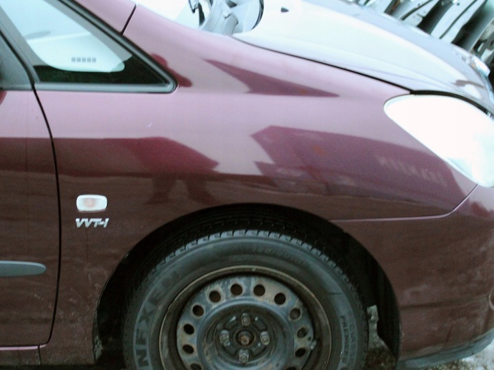 фото №1, Крыло правый перед toyota corolla verso i 3p2