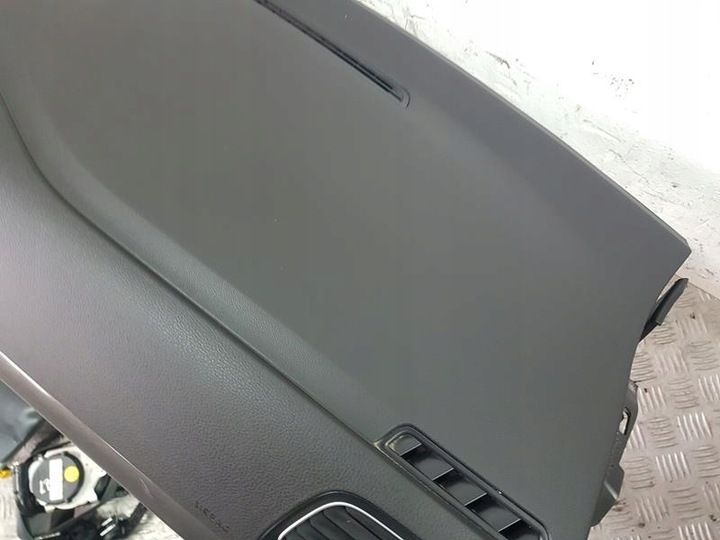 фото №9, Консоль подушка безпеки vw golf vii 5g0880201 5g1880841