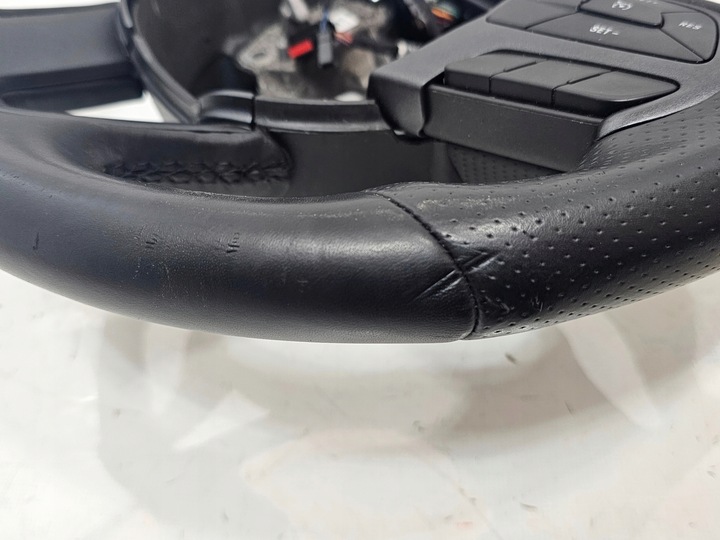 фото №10, Dodge durango рестайлинг 18- руль многофункциональная 630767100a usa