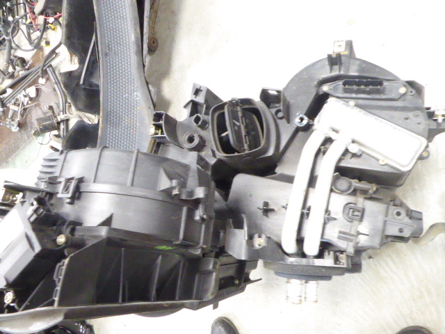 фото №8, Scenic ii корпус нагрівача 1.5 dci