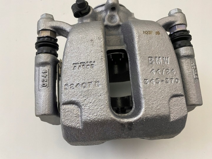 фото №6, Bmw g30 g31 суппорт тормозной правый зад 44/24 345 370