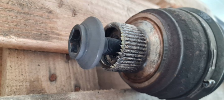 фото №12, A4 b8 рестайлинг полуось полуось левая правая 2.0 tdi 8k0407271ak a5 8t