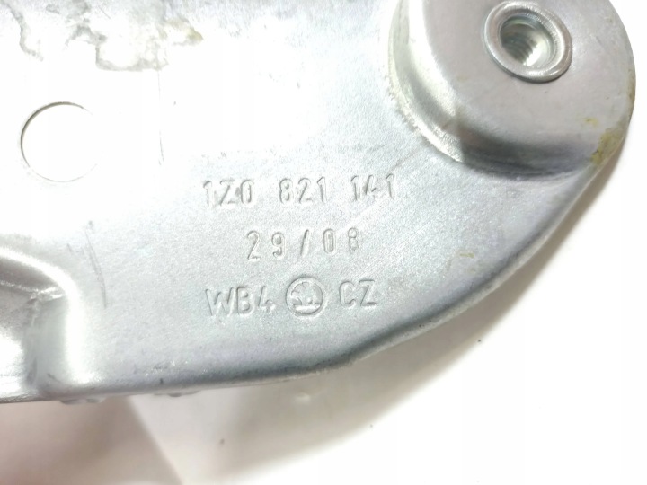 фото №12, Oem номер vag 1z0821141 крепление крыльев skoda p. octavia 04-13 le