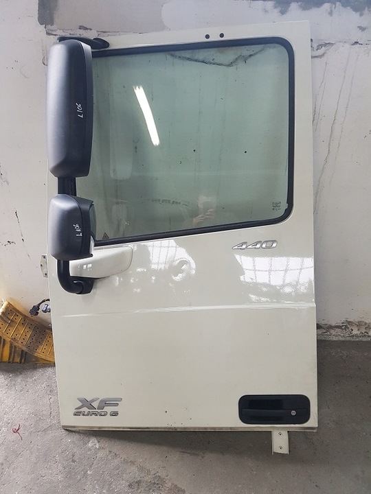 фото №1, Двері ліві комплектні daf xf 106 євро 6