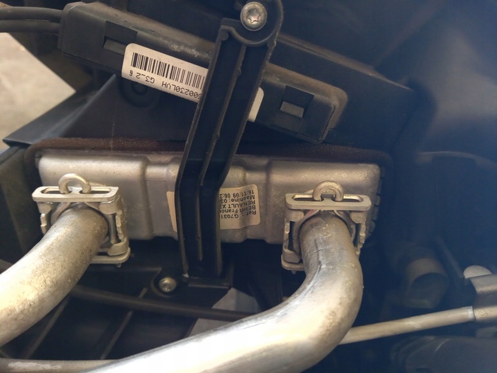 фото №8, Renault master 2.5 дизель обігрівач з вентилятор 8200195623 behr b0380