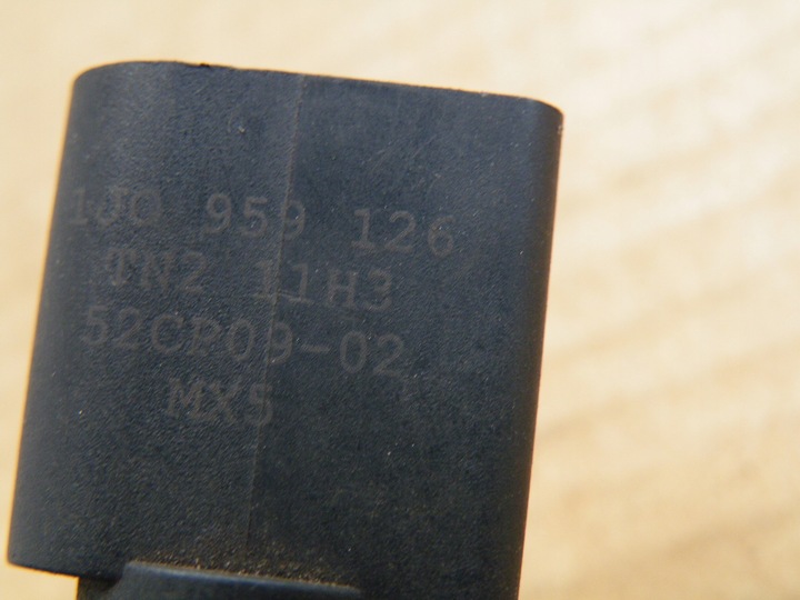 фото №7, Audi a3 8l a4 b6 a6 c5 датчик давления кондиционера 1j0959126