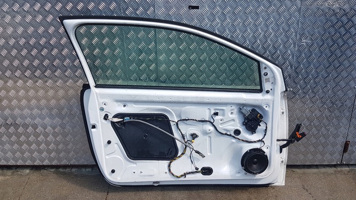 фото №2, Дверь левая vw polo 6r 6c 3d 09-17 lak: lb9a