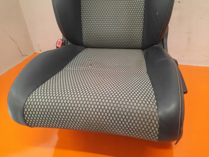 фото №8, Renault megane iii 08-14 сидіння водія з підігрівом напівшкіра