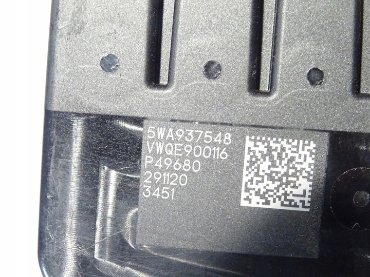 фото №9, Запобіжник клема акумулятора vw golf viii 8 2.0 tfsi 5wa937548a 5wa937548