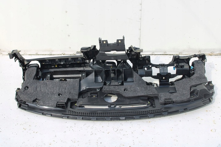 фото №11, Audi tt консоль панель раздаточная капот pulpit 8s2857001 8s2857001b 8s2857