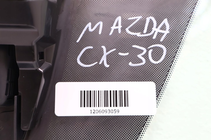 фото №10, Mazda cx-30 скло лобове