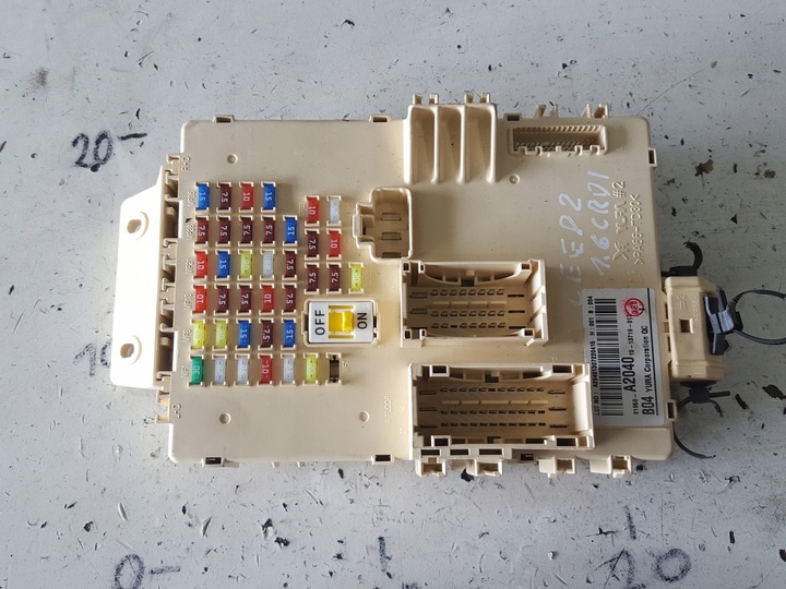 фото №1, Ceed 2 ii 12-15r 1.6 crdi коробка предохранителей