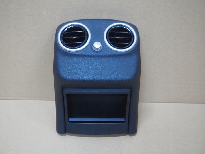 фото №1, Заглушка захист тунелю зад ґрати повітропровід mercedes w205 a2058308301