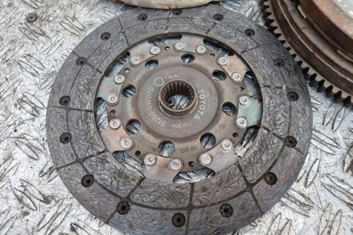 фото №8, Комплект сцепления lexus is c gse2_ 312500w070 2.2l бензин 234kw 2008