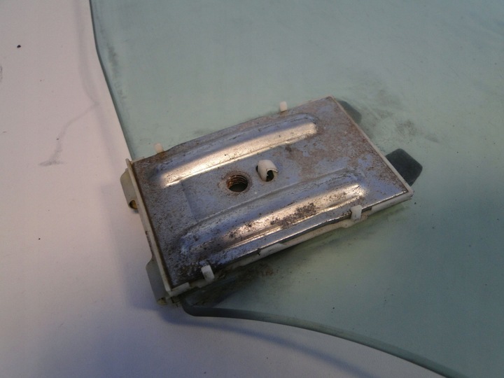 фото №8, Mercedes скло передні ліва w двері ліві 2003 рік sl r230 230