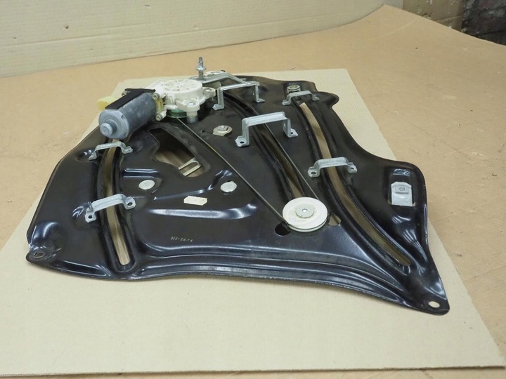 фото №10, Подъемник механизм стекло левый зад mercedes clk w209 a2096700103 европа