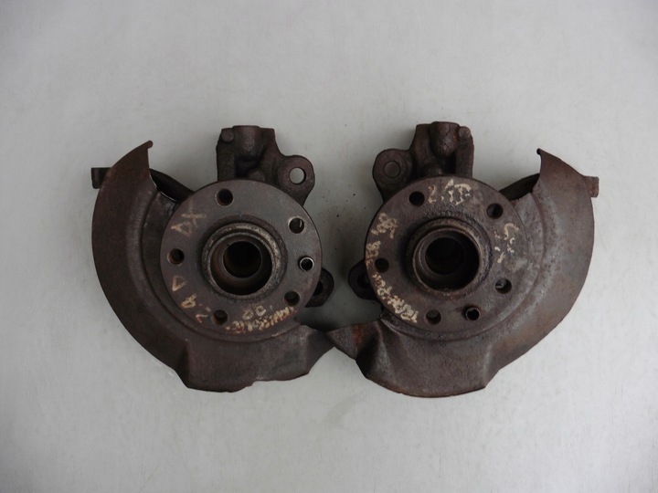 фото №1, Поворотна опора ступиця лівий перед vw transporter t4 2,4 td