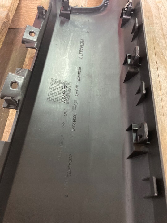 фото №2, Рамка бардачка панели распределительной 682116715r master