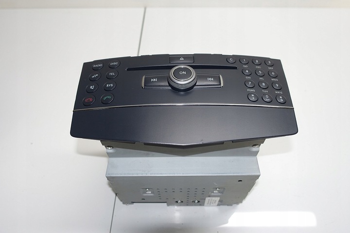 фото №1, Mercedes w204 радіо 2048704490 c-klasa glk