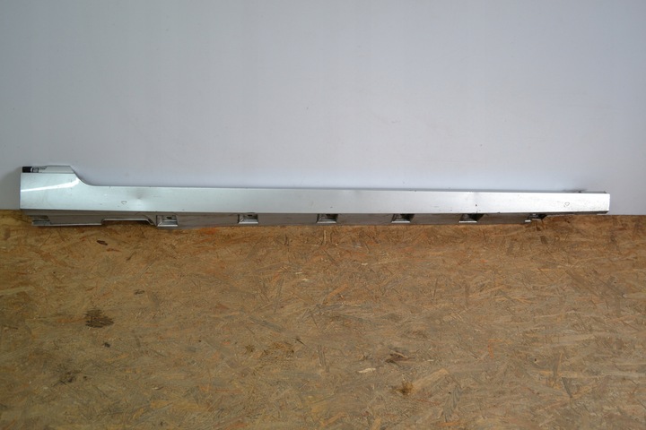 фото №1, Планка пороговая vw passat b8 3g0853858 правая