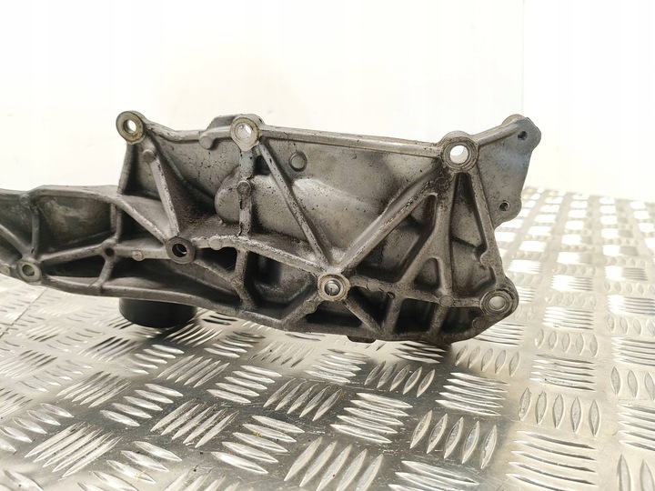 фото №6, Ford s-max 2016 крепление генератора