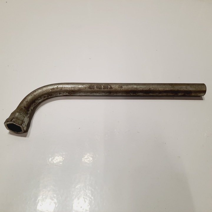 фото №1, Volkswagen golf v ключ do kół 17'' 4d0012219a