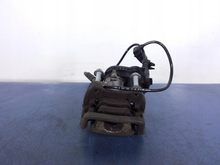 фото №4, Mercedes a w176 супорт гальмівний зад лівий