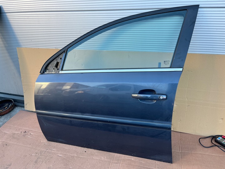 фото №1, Дверь левая передние opel signum vectra c 2005-2008 рестайлинг z168