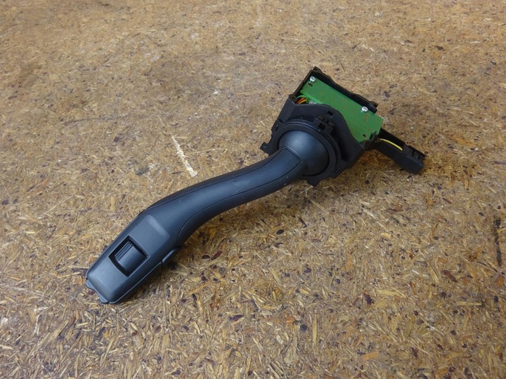 фото №12, Audi a3 8p рестайлінг 08-12 перемикач двірник 8p0953519e