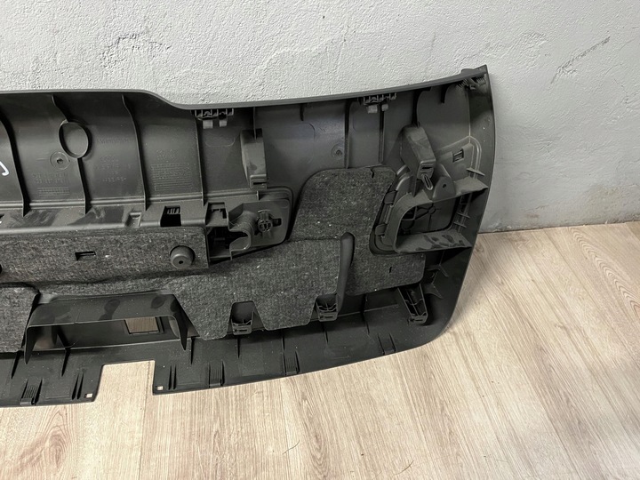 фото №8, Audi a6 c7 avant 4g9 оббивка корпус кришки багажника 4g9867979m