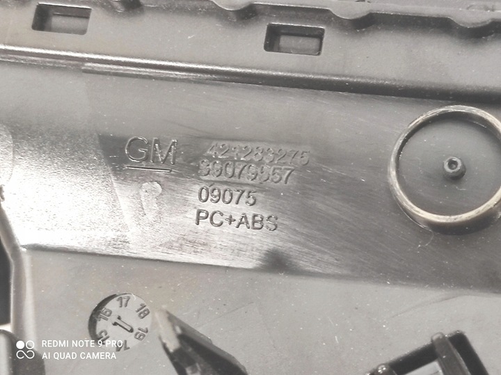 фото №14, Решітка повітропровід ліва з панелі розподільчої gm 39079605 opel astra k v