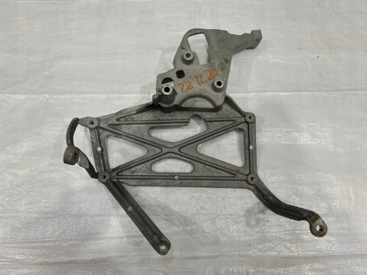 фото №6, Jeep wrangler jl кронштейн кронштейн крепление 68299299aa