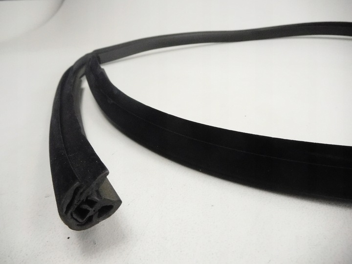 фото №5, Прокладка скла праві перед citroen c5 ii 9300 f7