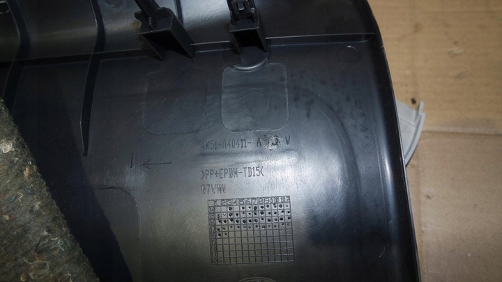 фото №7, Обивка крышки багажника ford focus mk2 рестайлинг htb