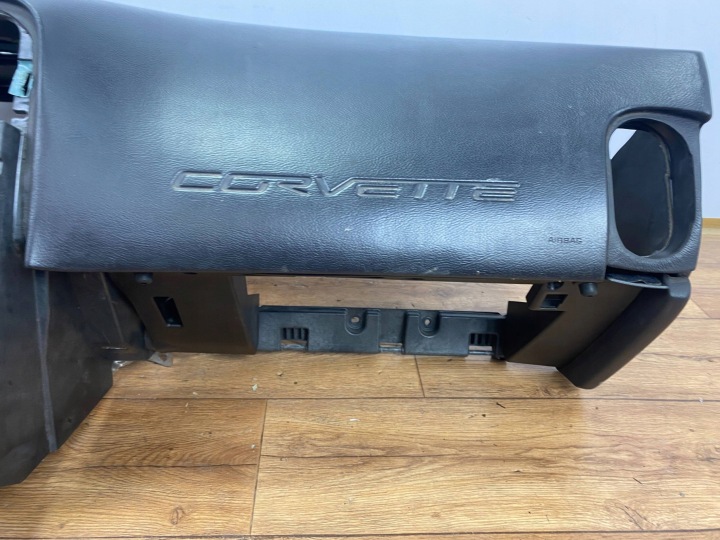 фото №6, Торпедо роздавальна капот chevrolet corvette c6 2005+