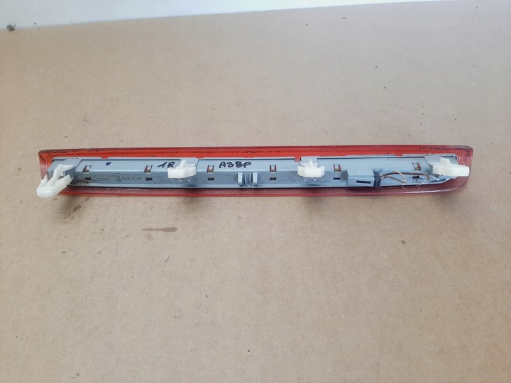 фото №8, Лампа третье свет сплав крышки audi a3 8p 5 дверь 8p4945097