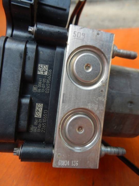 фото №9, Насос модуль управления abs mercedes w176 w117 w246