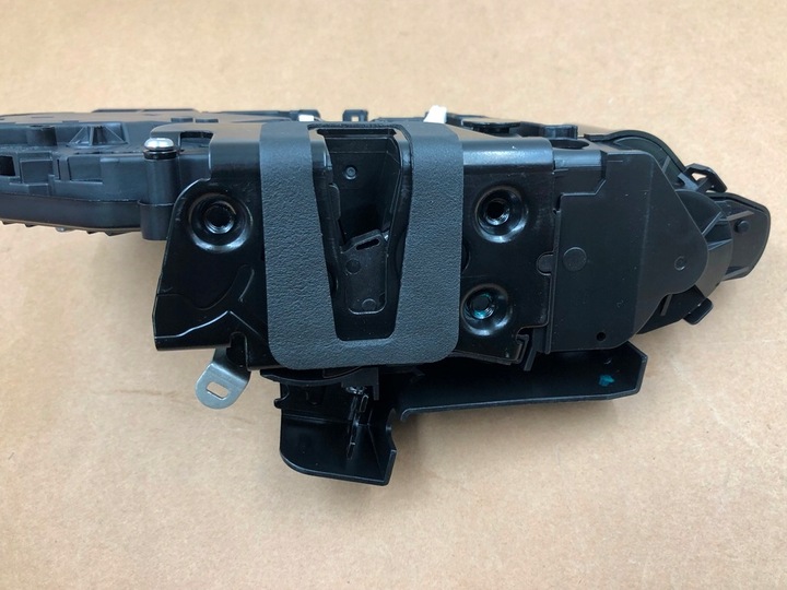 фото №3, Перед праві замка двері lr014100 do land range rover discovery evoque sport