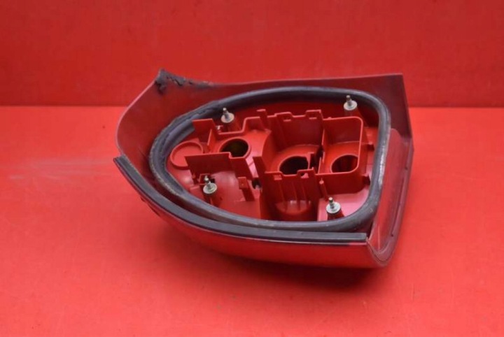 фото №6, Фара правая зад задняя 8l0945096 audi a3 8l 3d 96-00