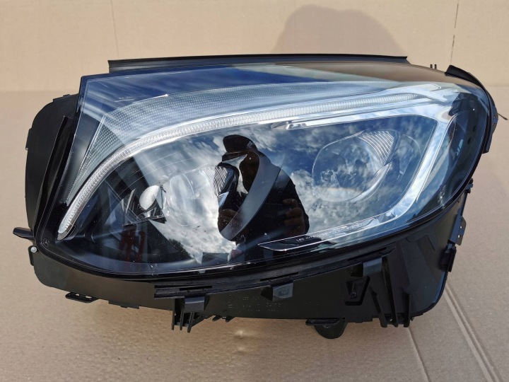 фото №7, Mercedes glc x253 w253 15- фара передняя левая хорошие полный led a2539060301